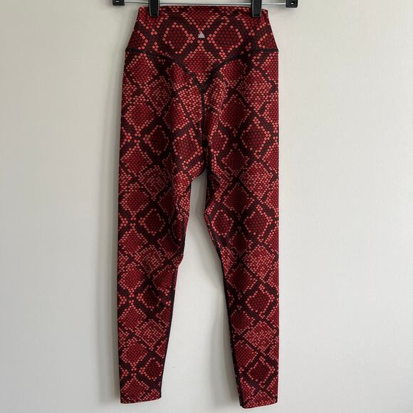 Balance Athletica Leggings Activewear Red Geo Snakeskin Small - Picture 3 of 9
